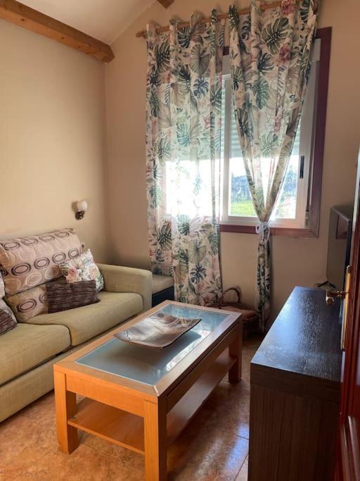Casa Con Piscina En Vigo Hébergement de vacances *